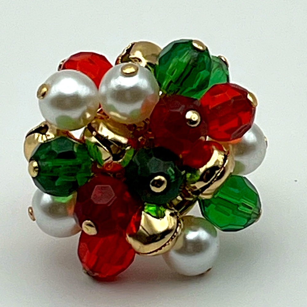 Avon Christmas Ring